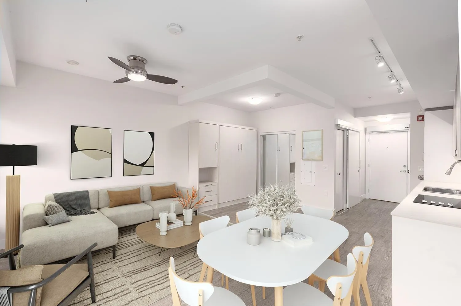 302 809 Fourth Avenue