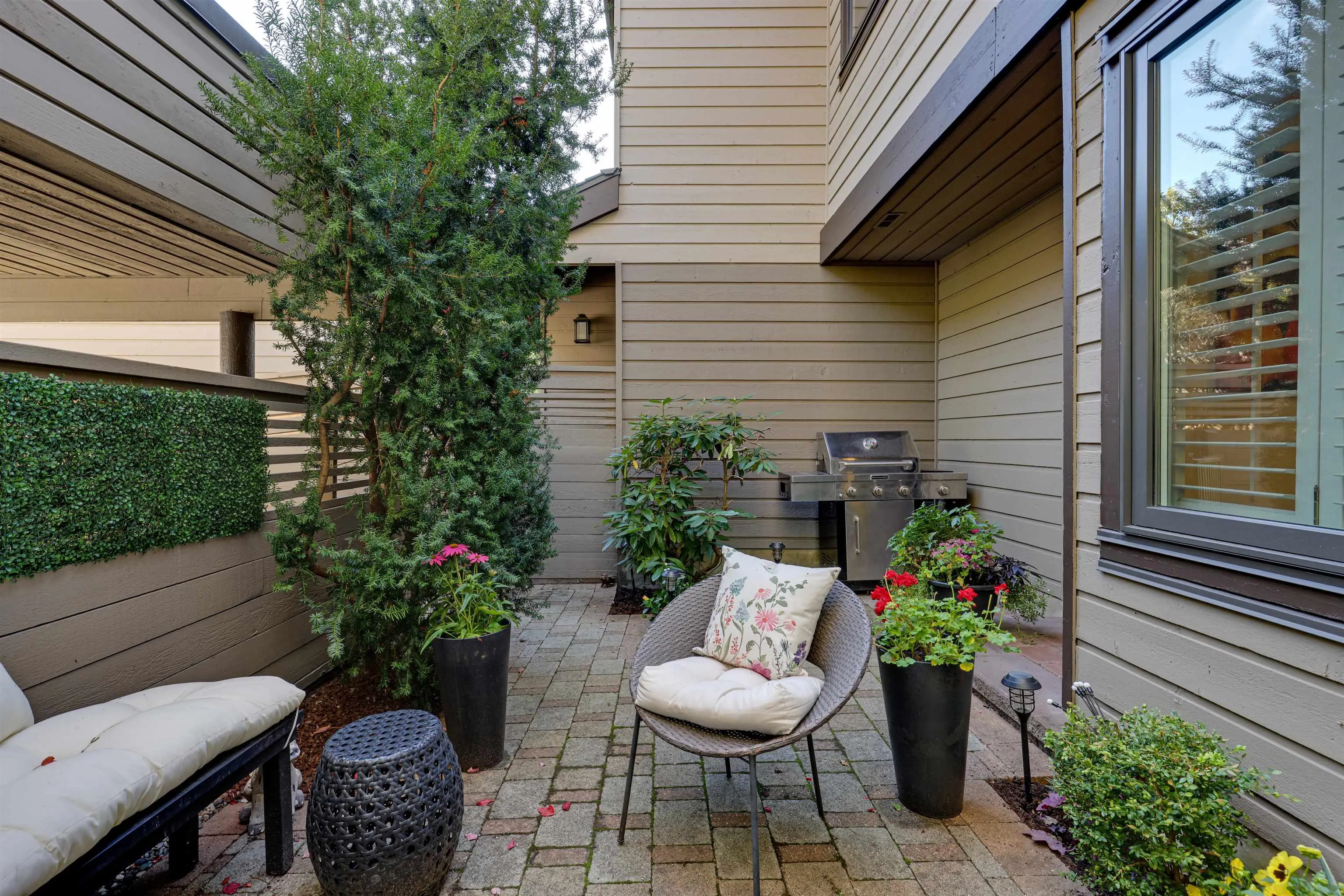 4035 Springtree Drive