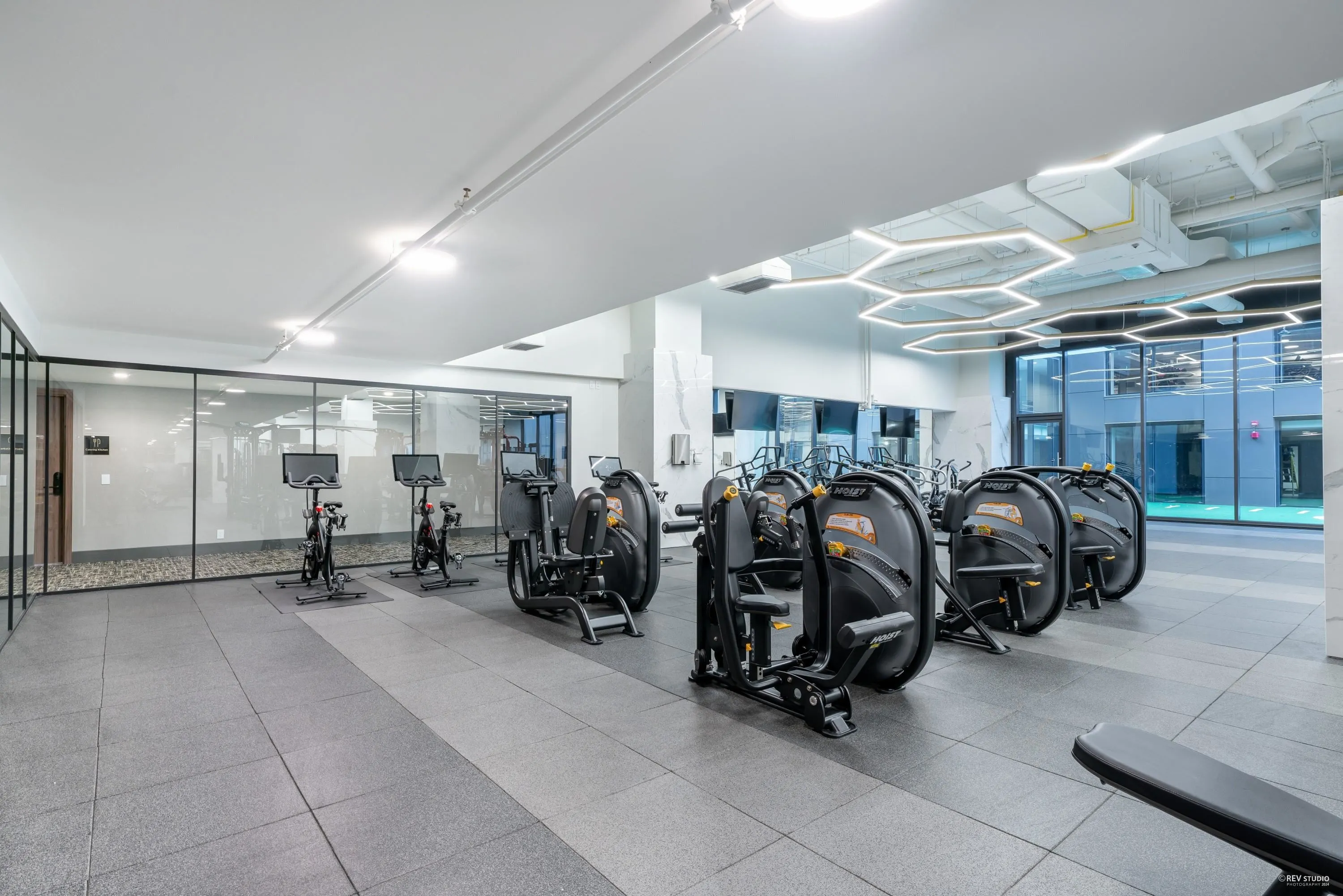 3506 4168 Lougheed Highway