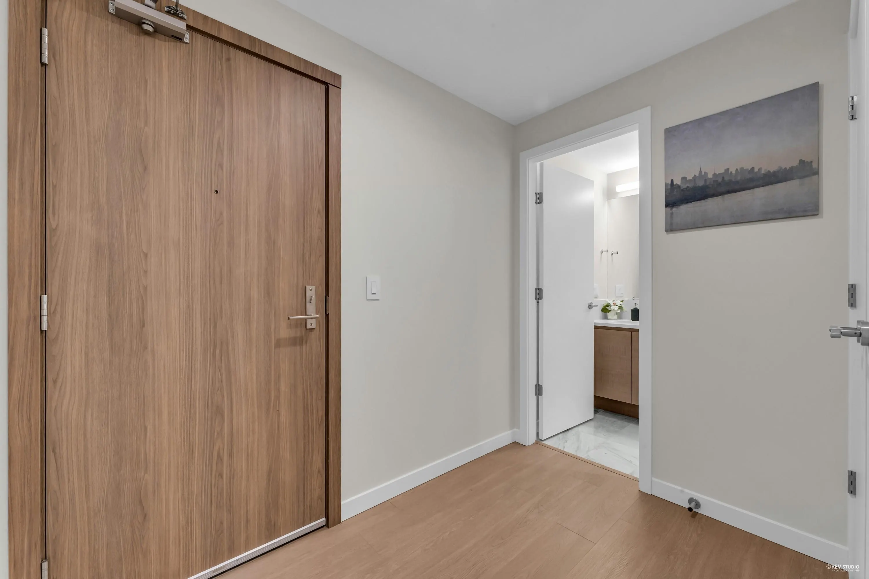 3506 4168 Lougheed Highway