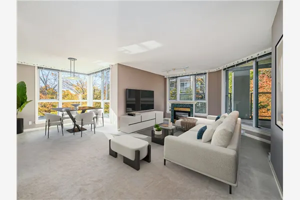 201 5860 Dover Crescent