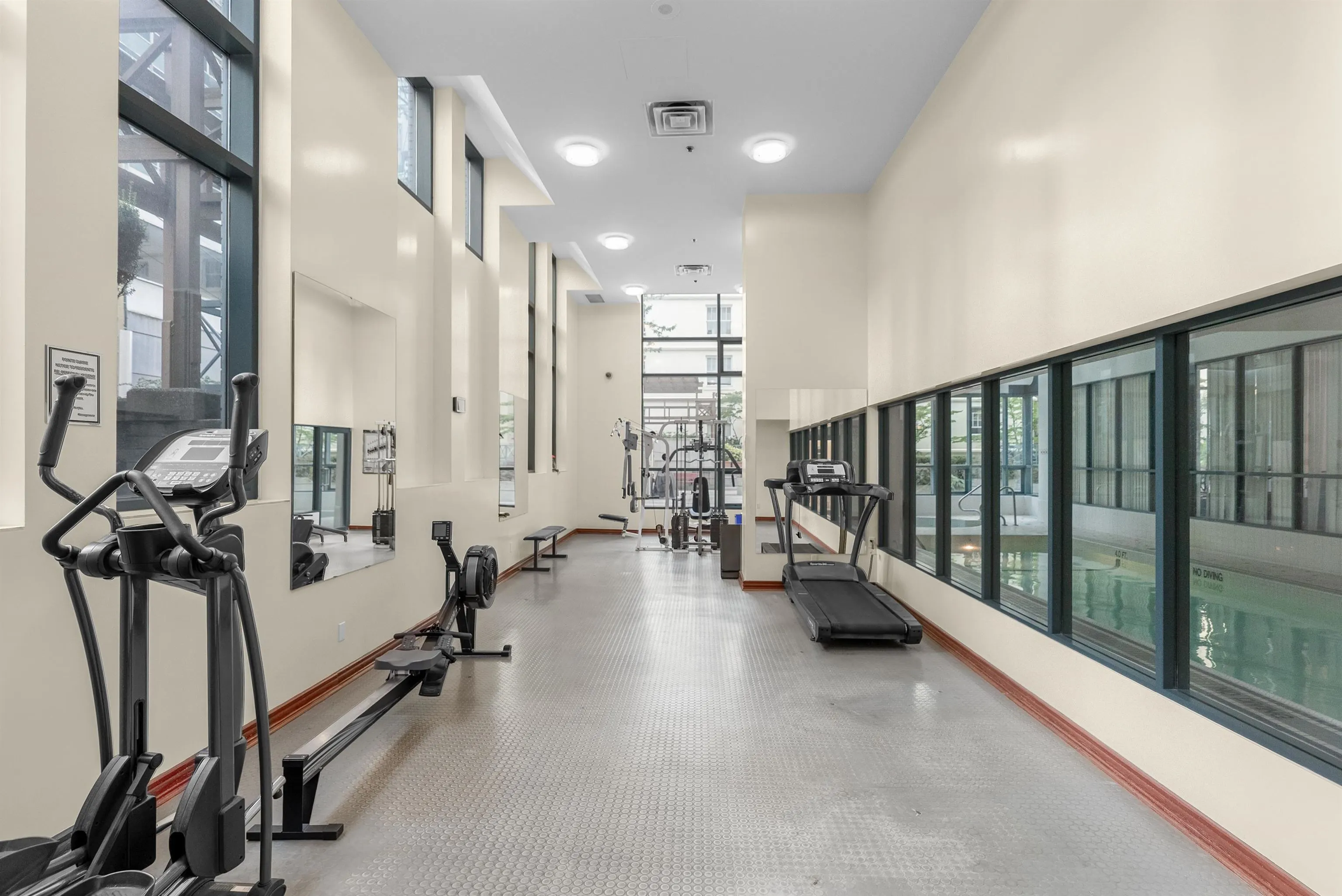 2904 1238 Melville Street