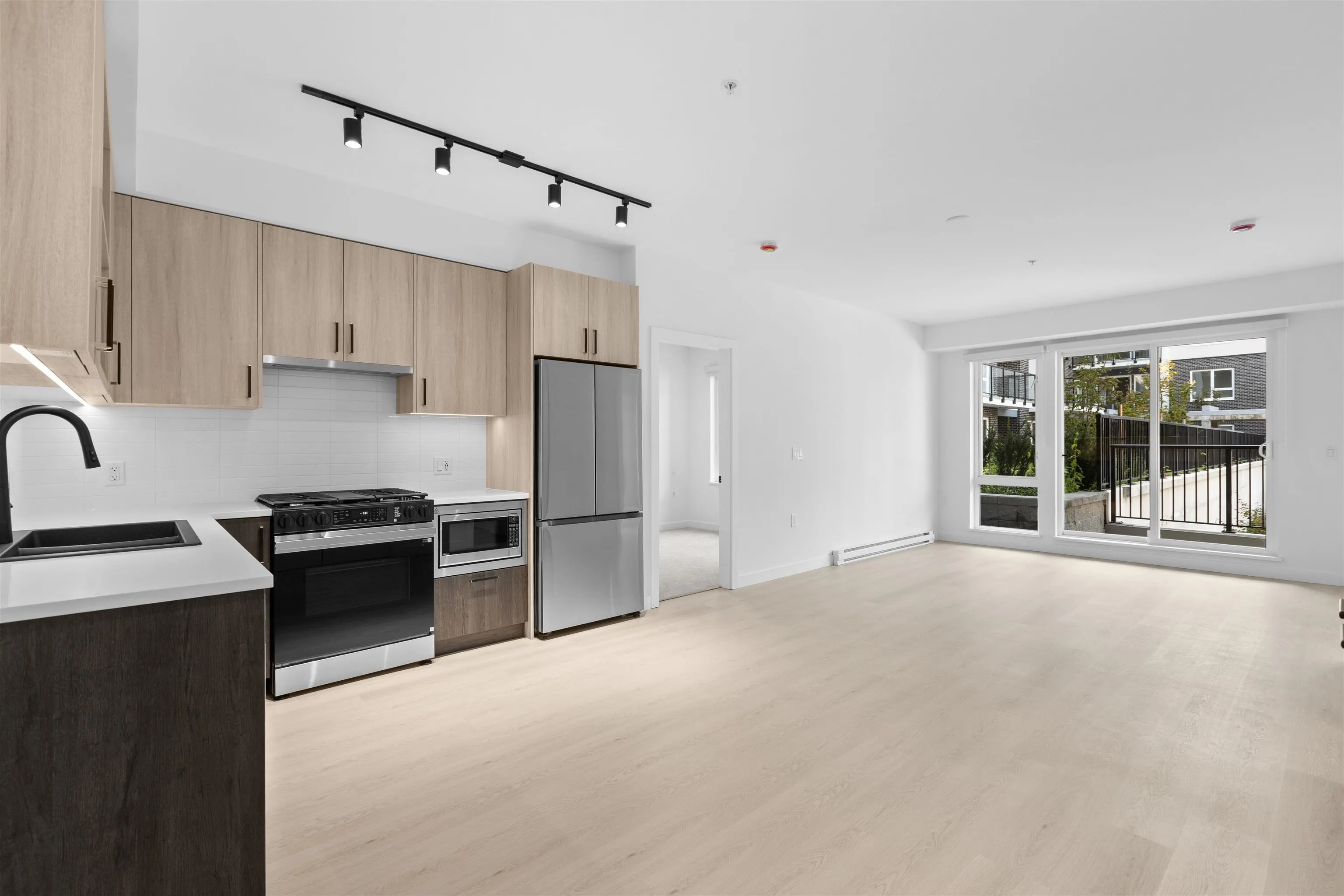 112 2002 St. George Street