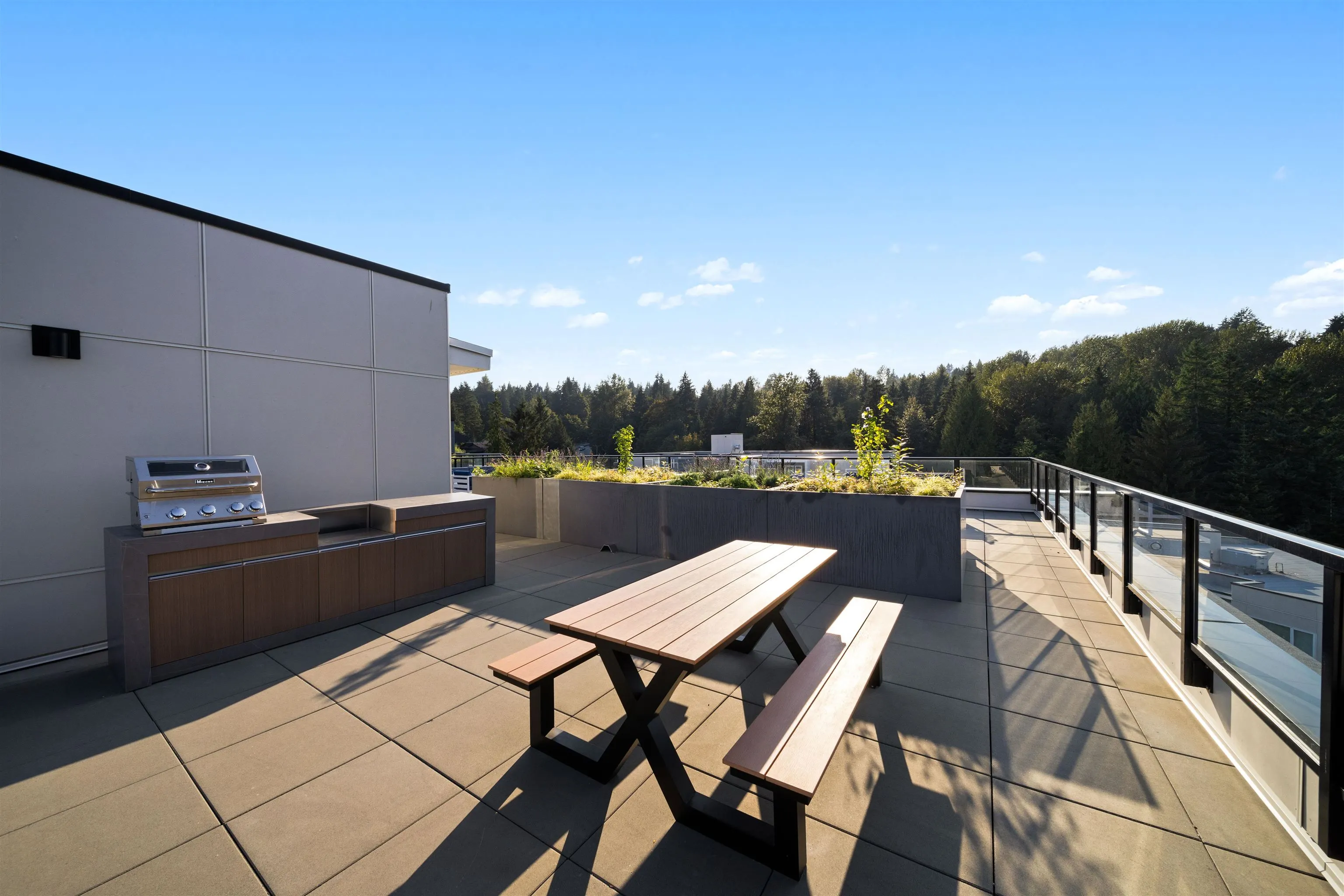 112 2002 St. George Street