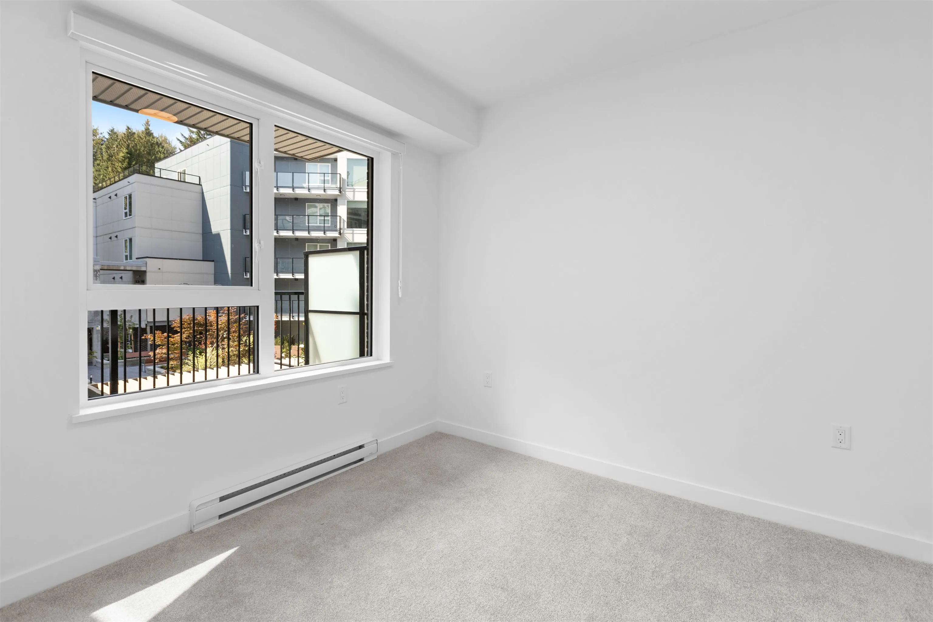 112 2002 St. George Street