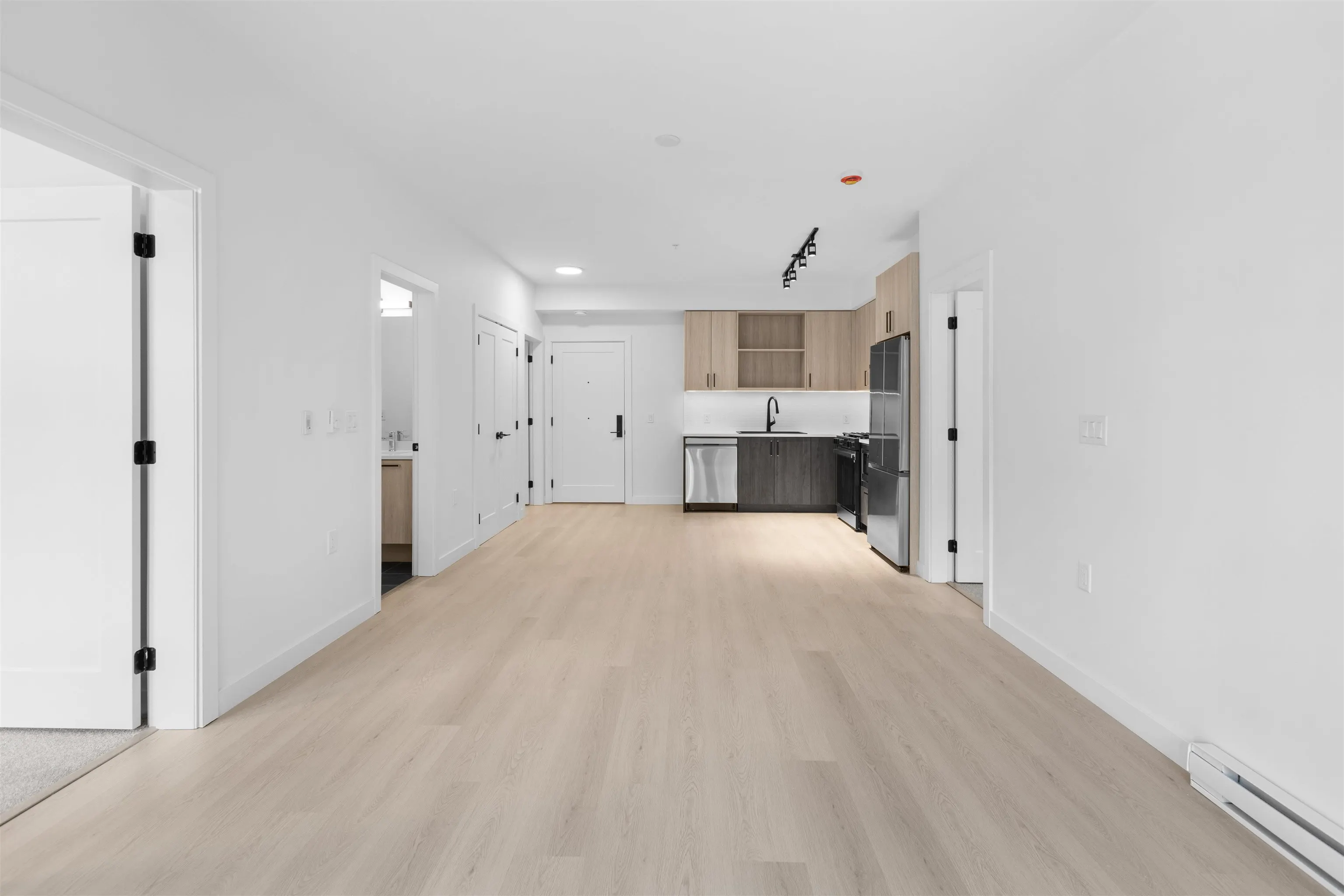 112 2002 St. George Street