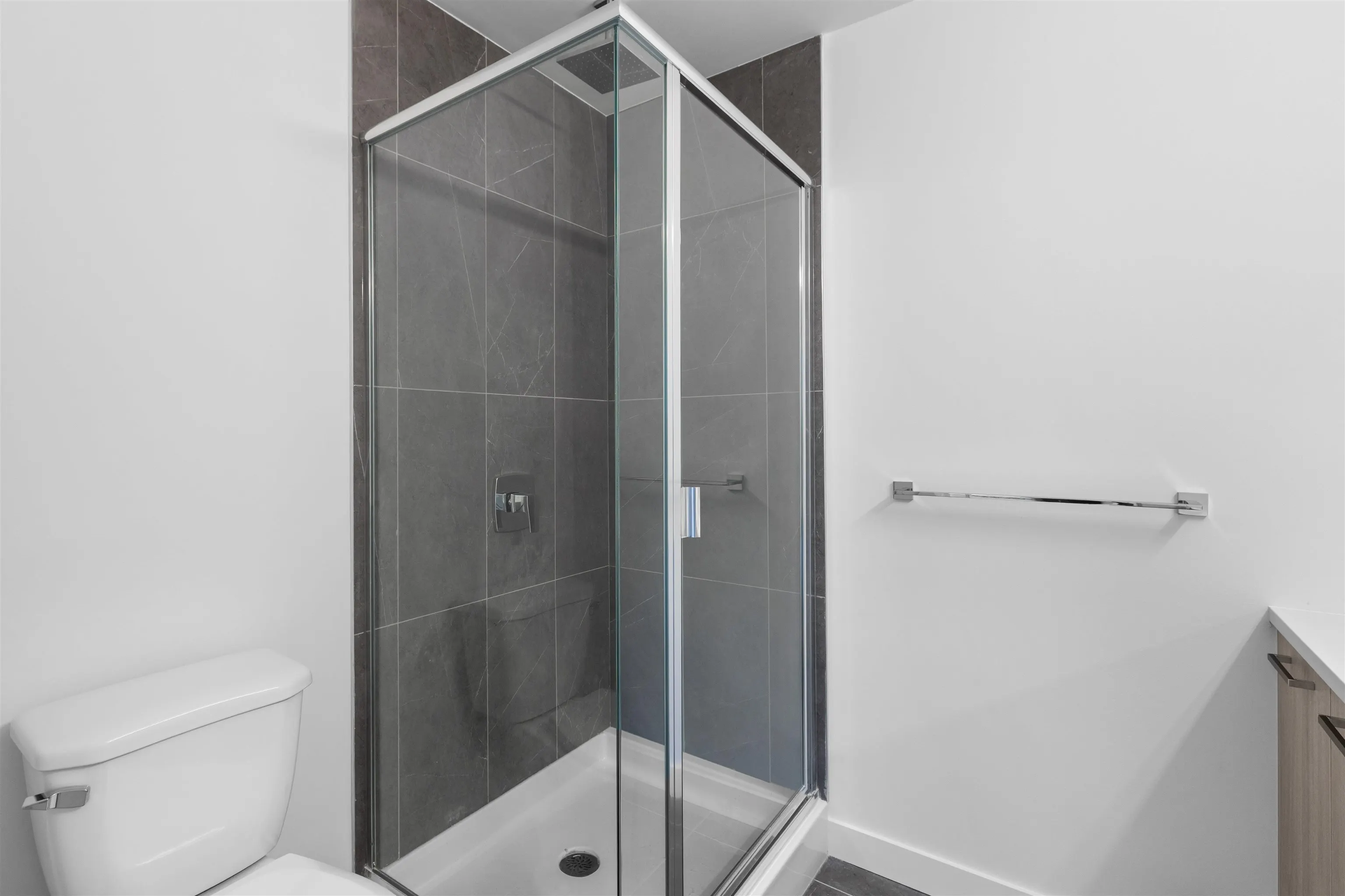 112 2002 St. George Street