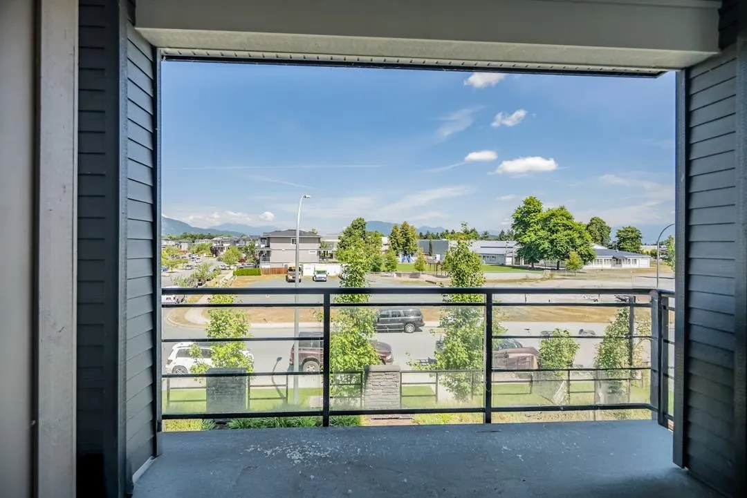 303 45562 Airport Road