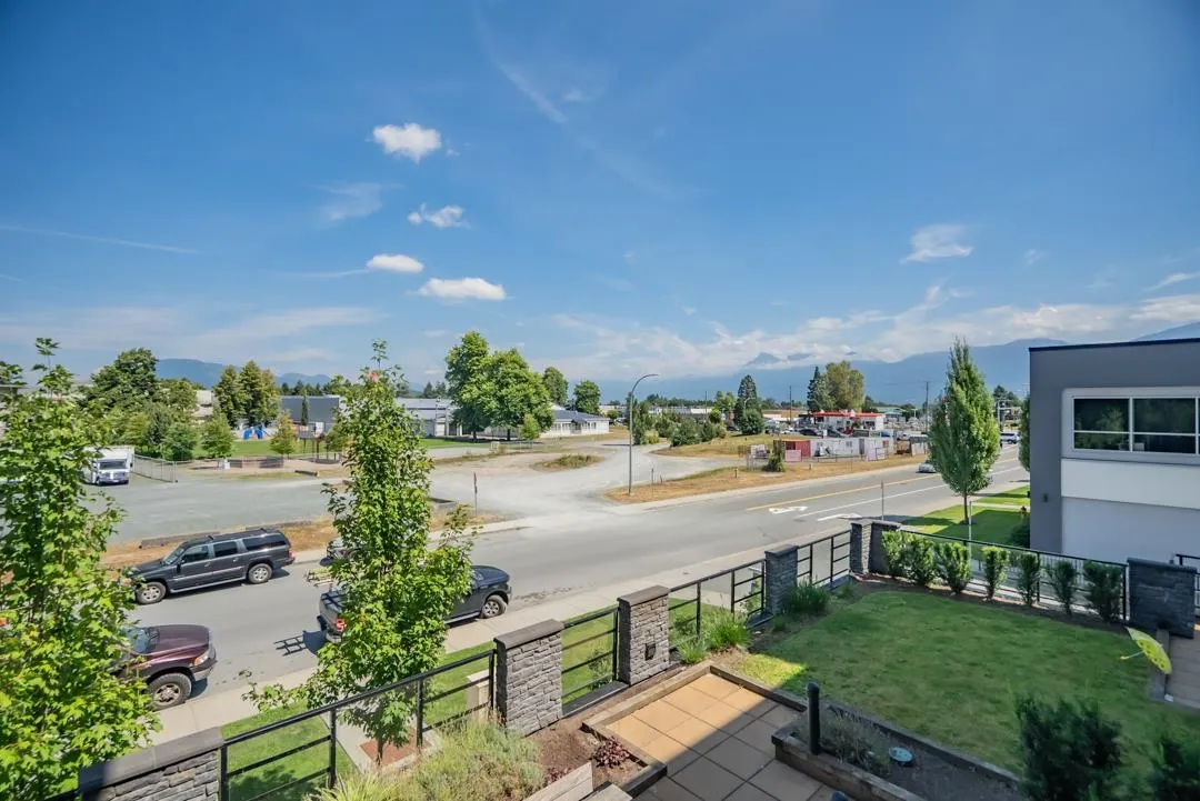 303 45562 Airport Road