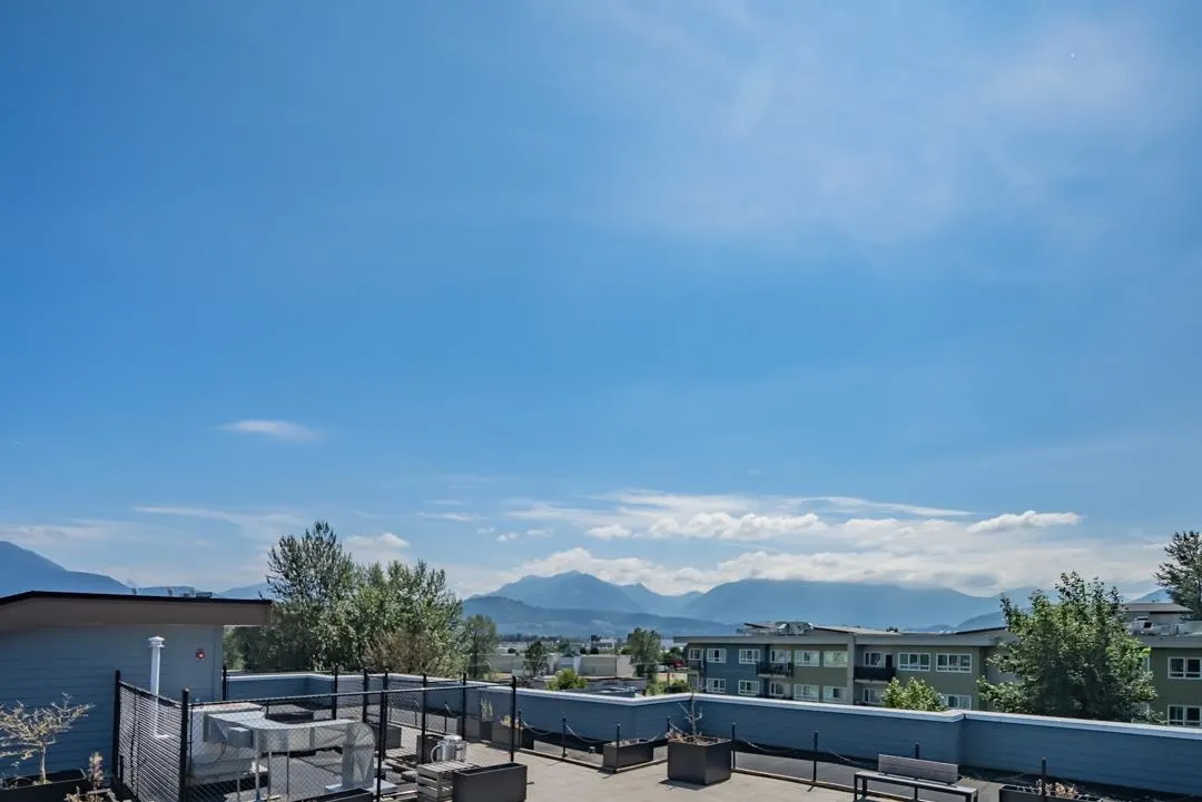 303 45562 Airport Road