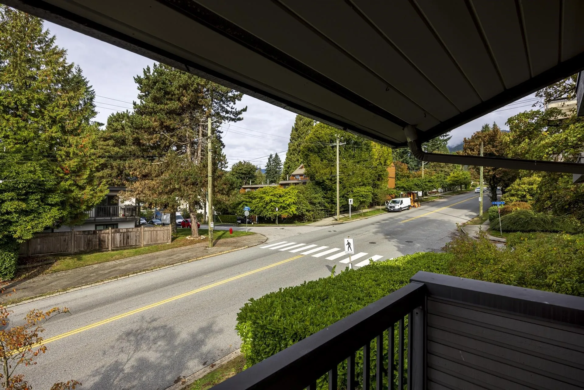 3132 Lonsdale Avenue