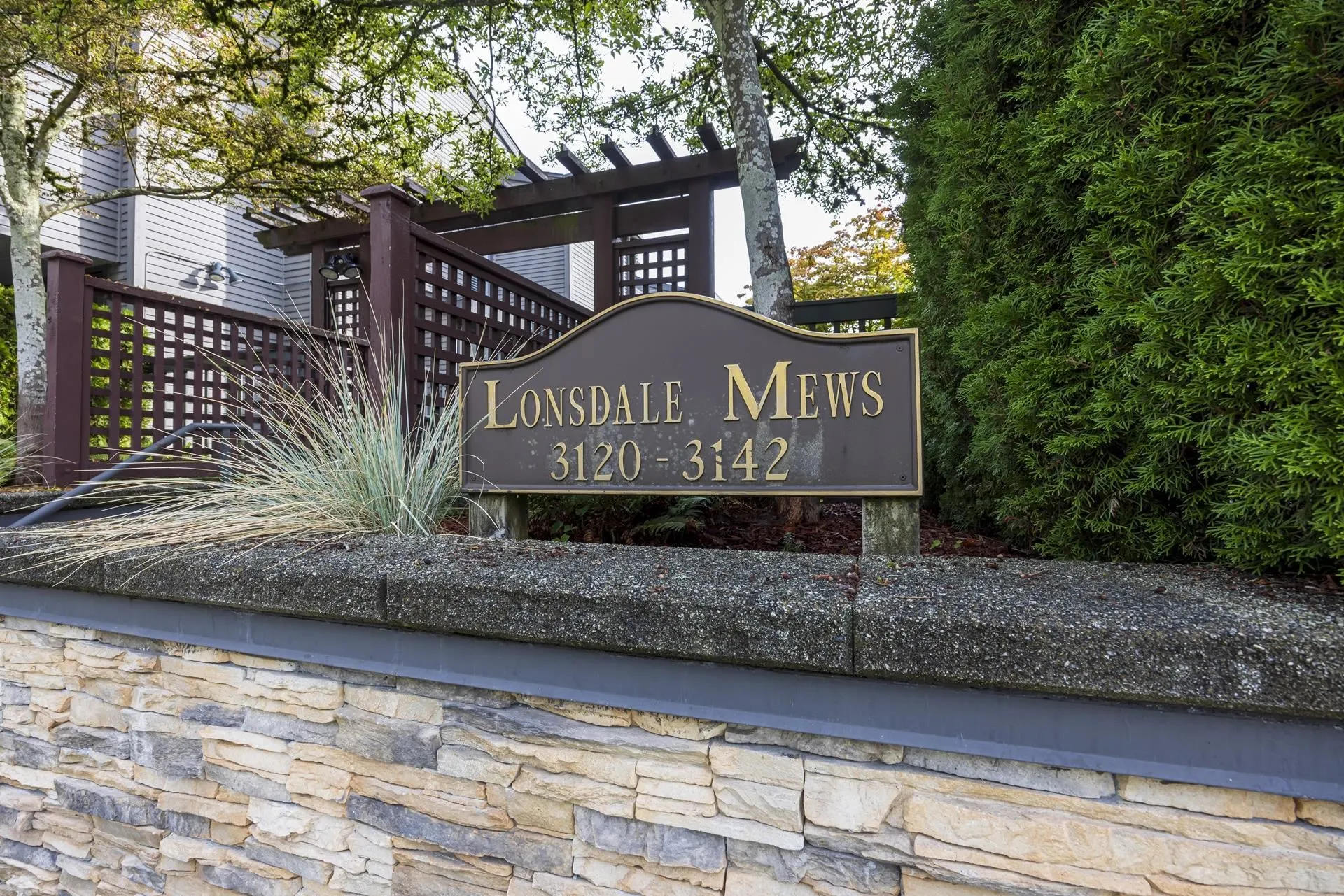 3132 Lonsdale Avenue