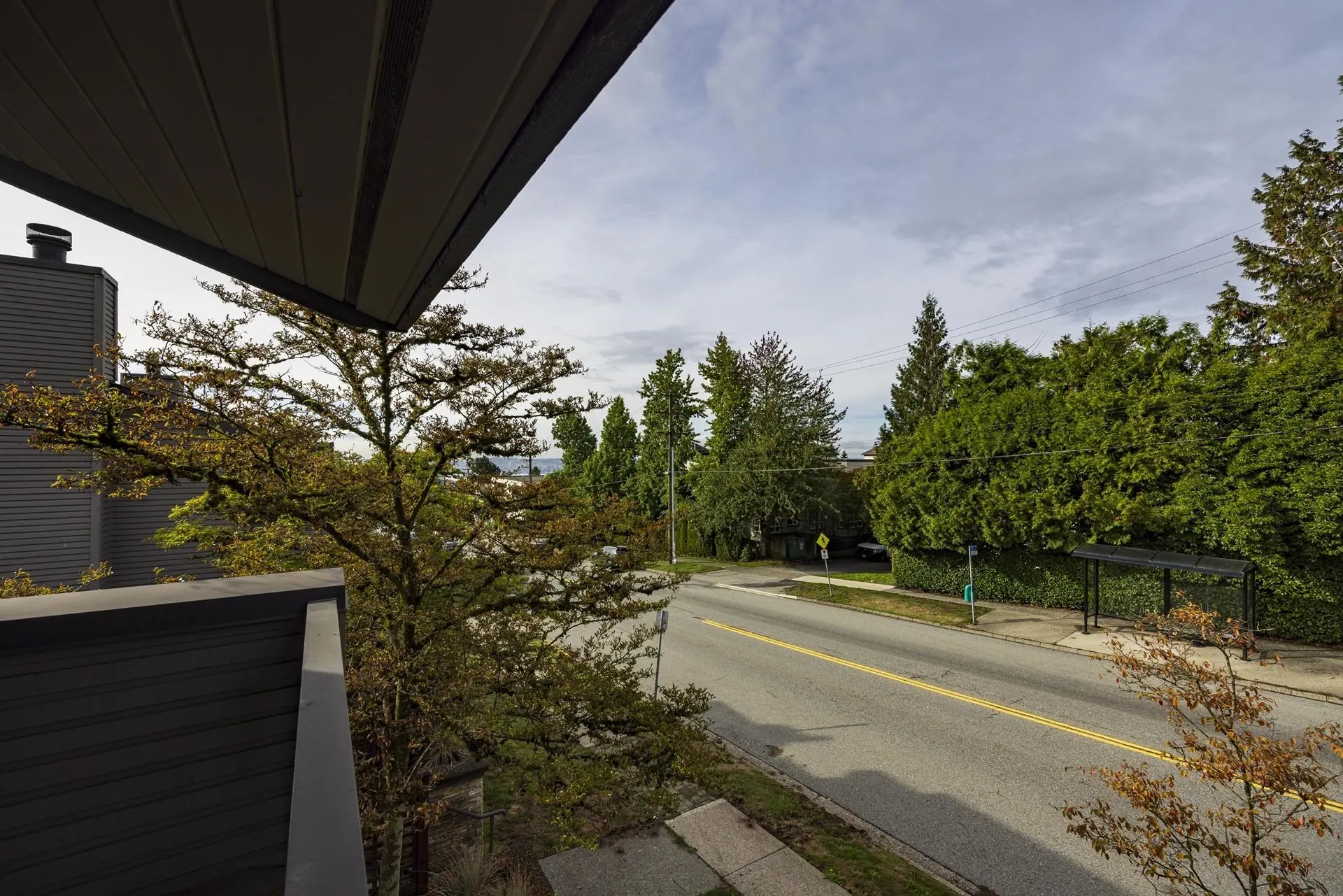 3132 Lonsdale Avenue