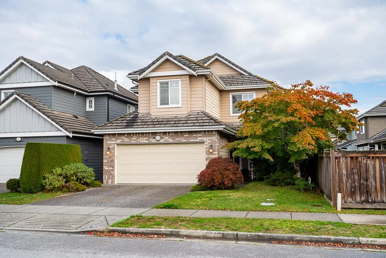 6028 Dunsmuir Crescent