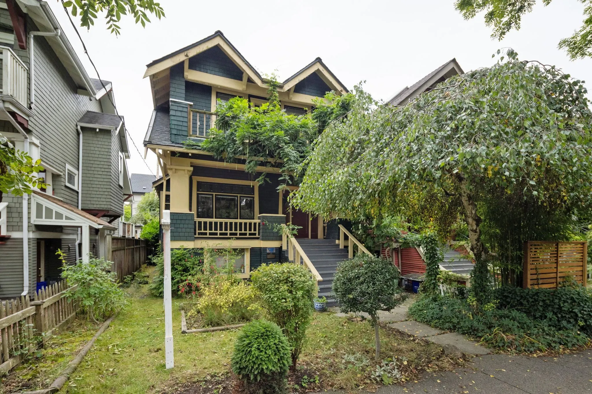 2239 Stephens Street