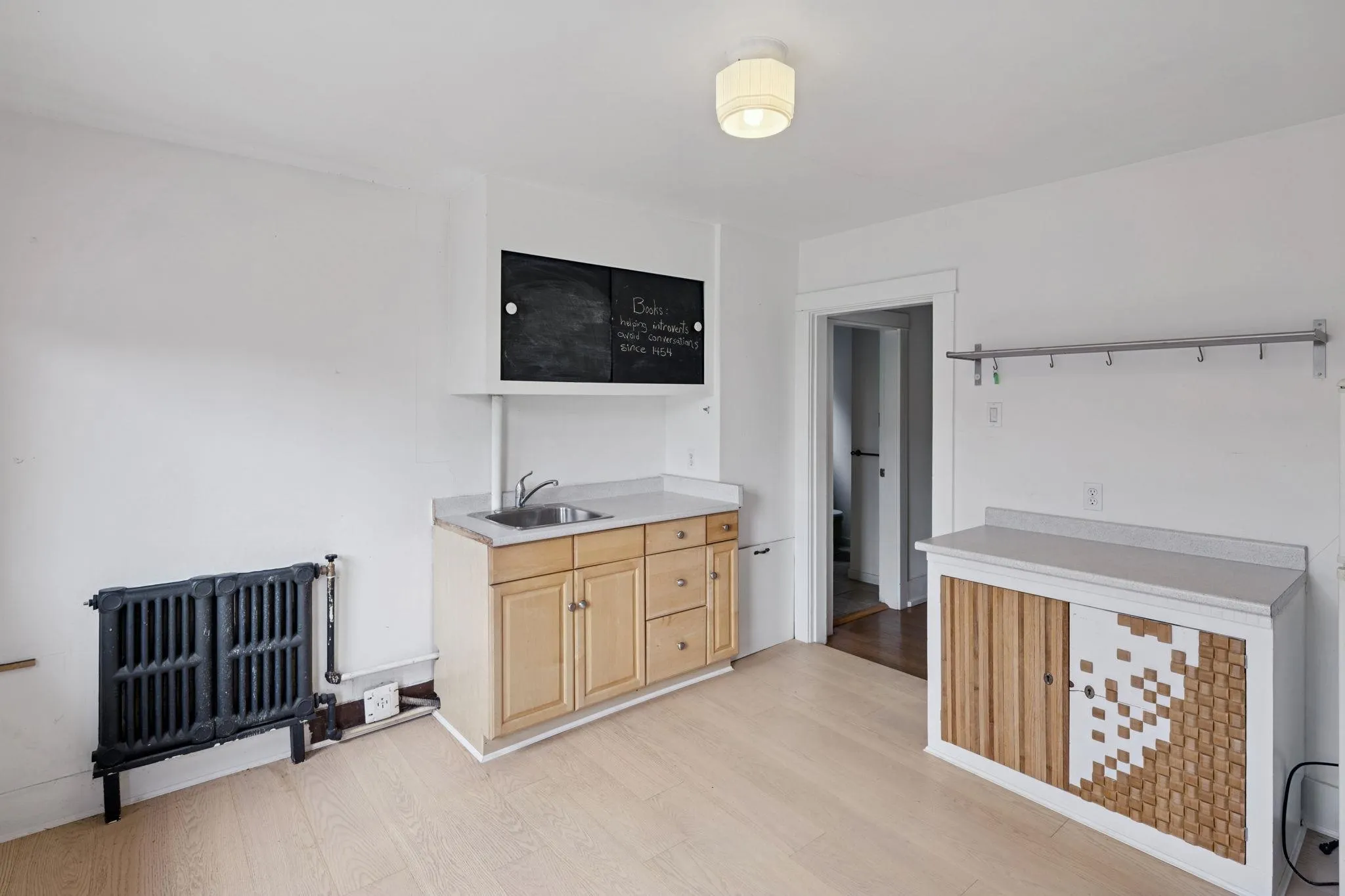 2239 Stephens Street