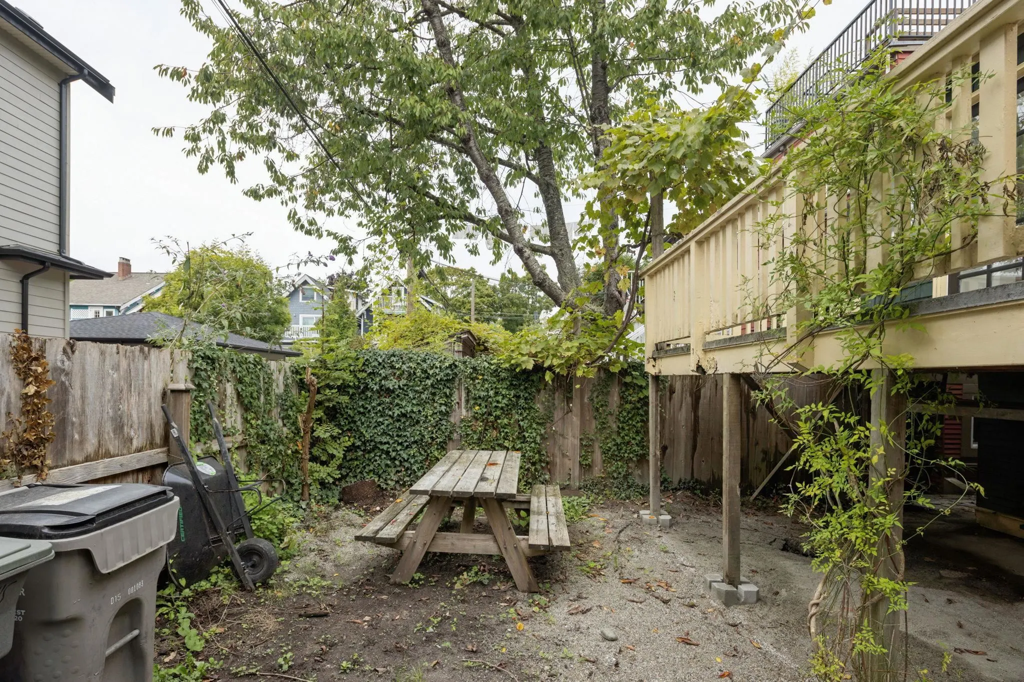 2239 Stephens Street