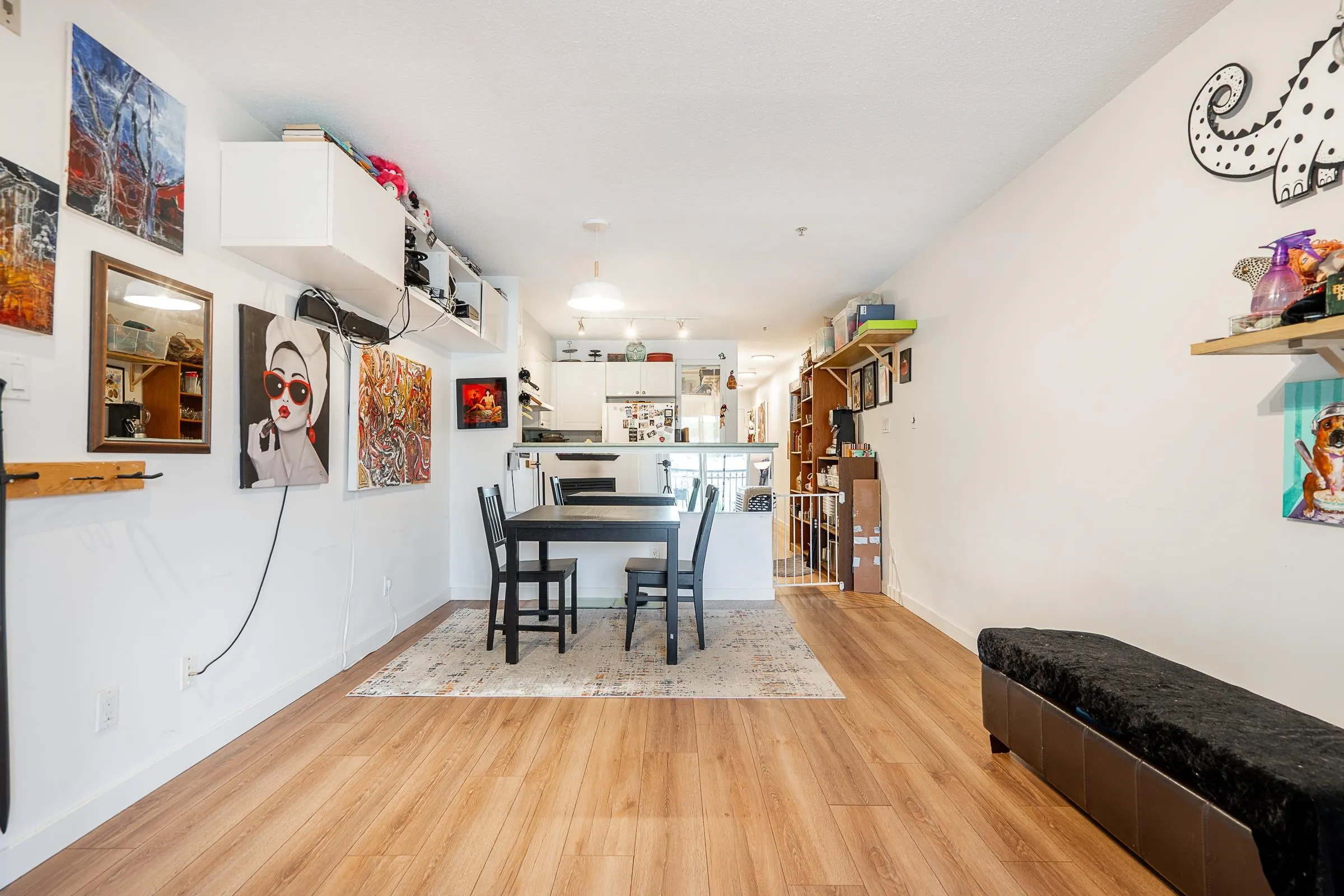 212 868 Kingsway