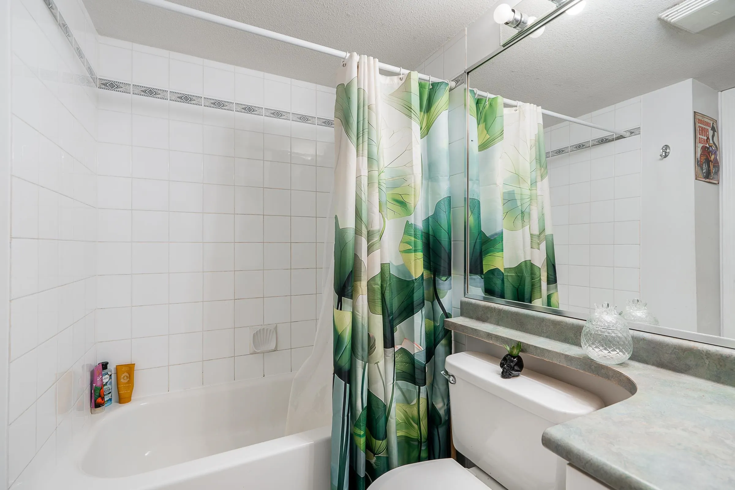 212 868 Kingsway