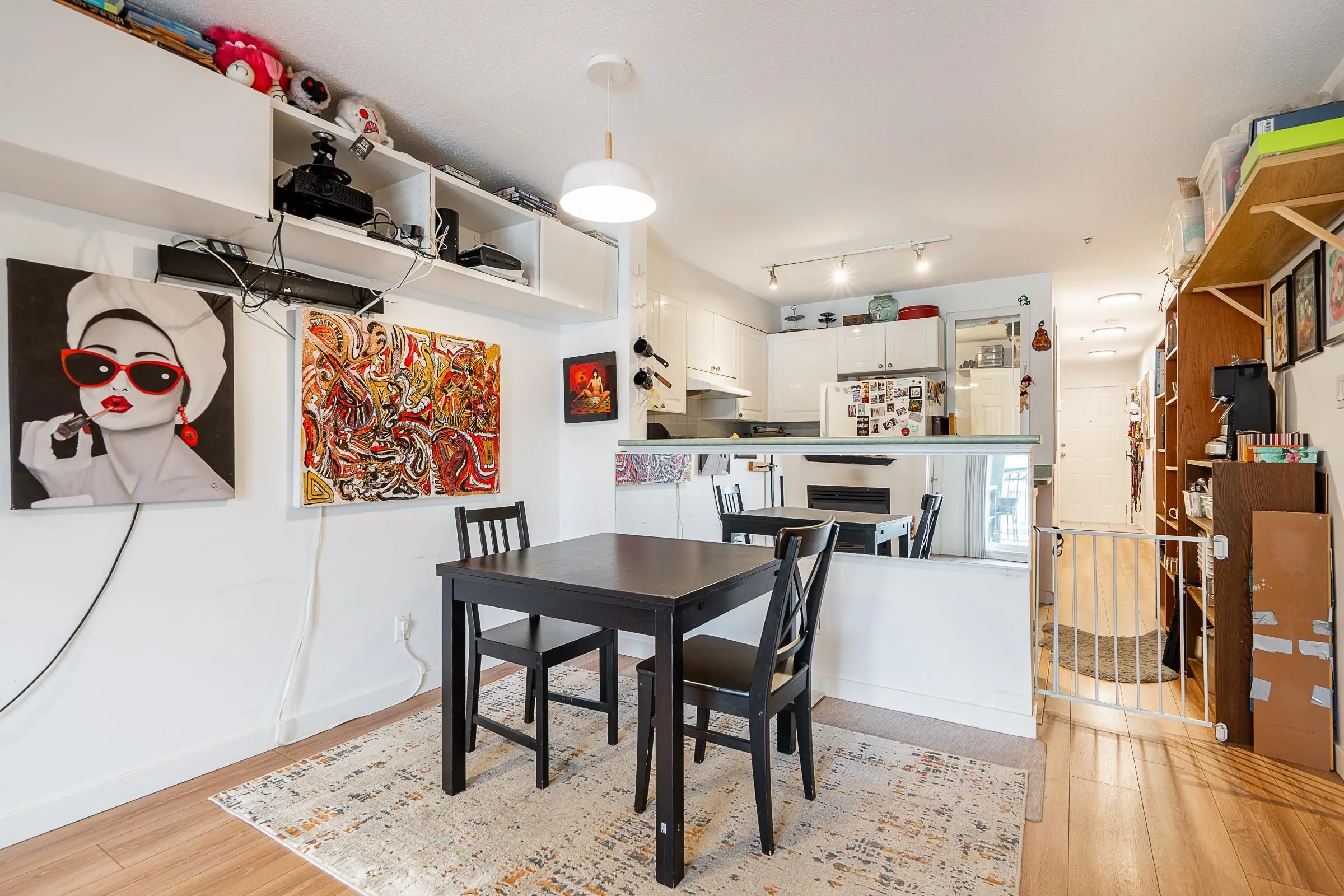212 868 Kingsway