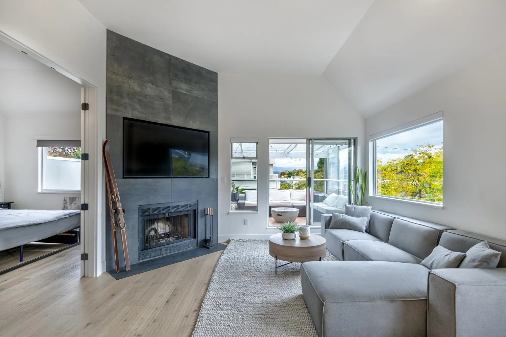 304 1665 Arbutus Street