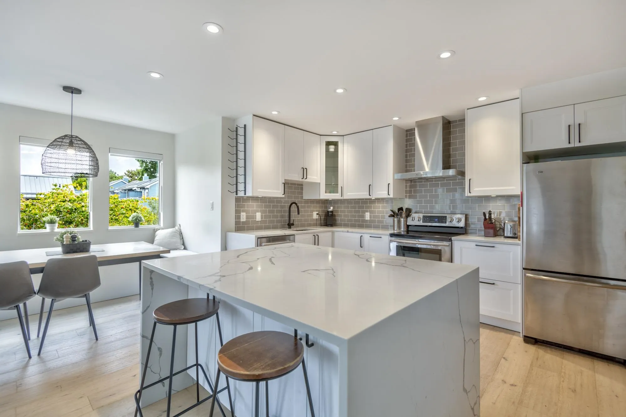 304 1665 Arbutus Street