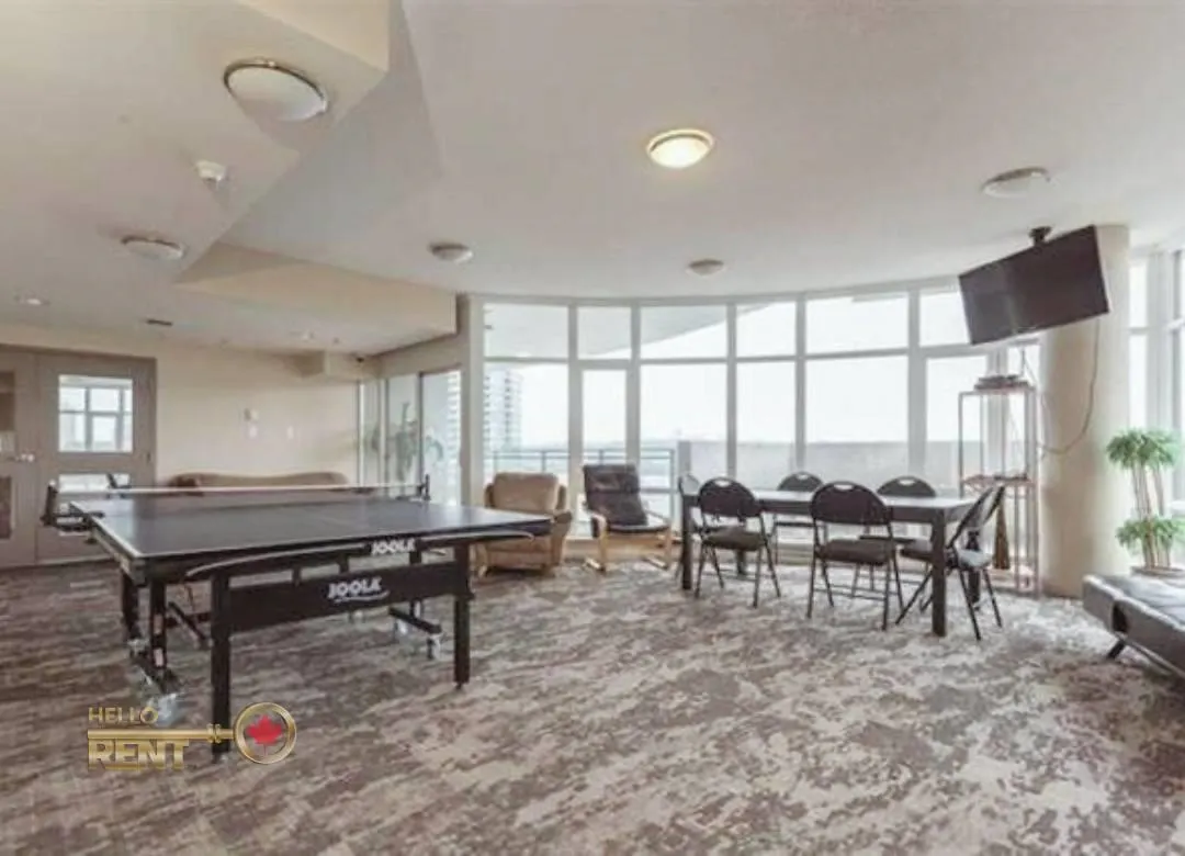 3210 888 Carnarvon Street