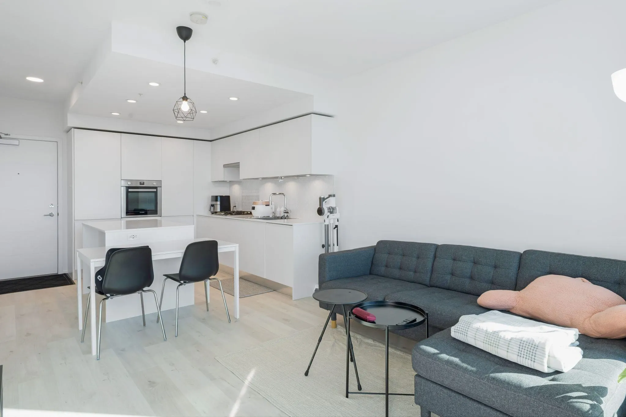 2408 3809 Evergreen Place