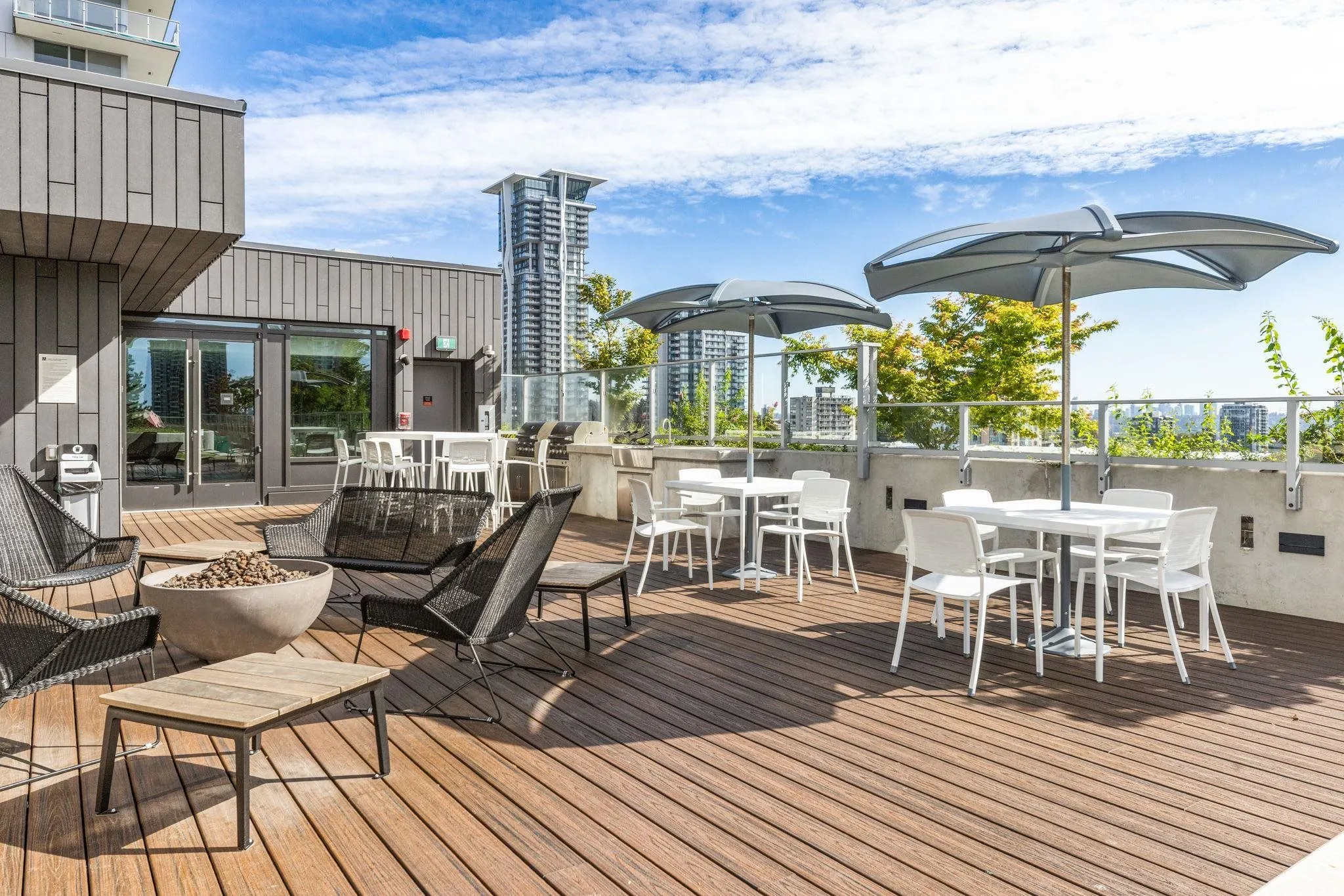 2408 3809 Evergreen Place