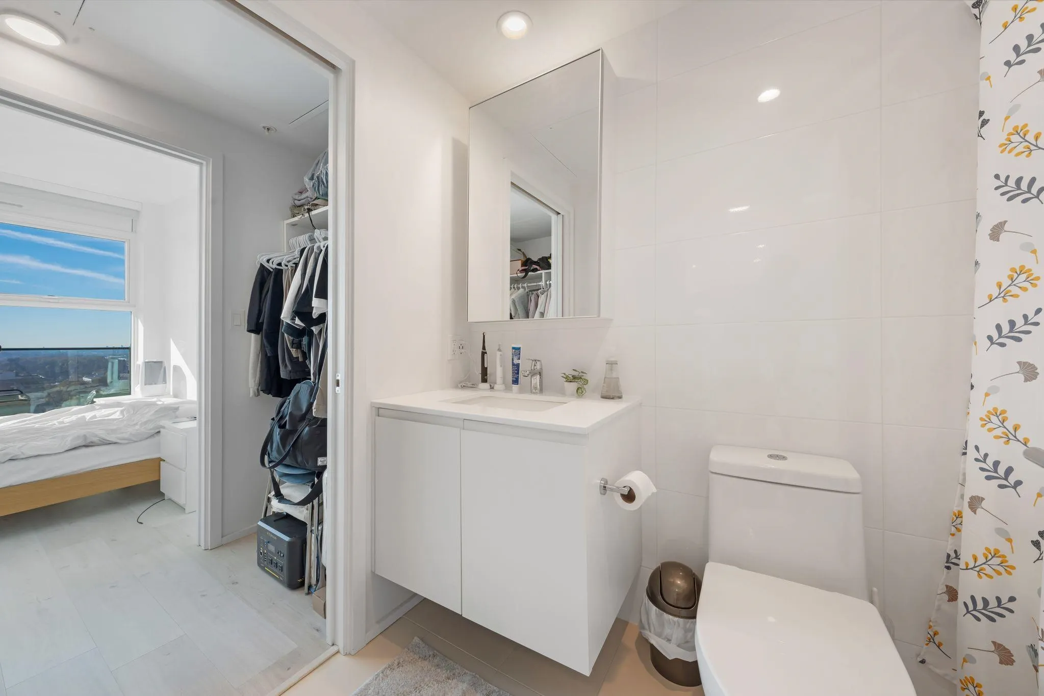 2408 3809 Evergreen Place