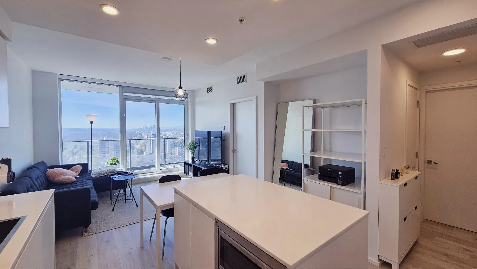 2408 3809 Evergreen Place