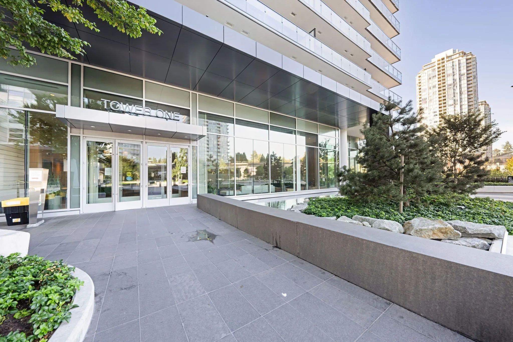 2408 3809 Evergreen Place