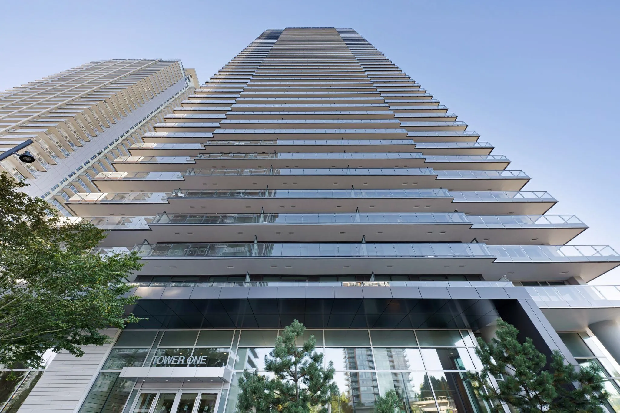 2408 3809 Evergreen Place