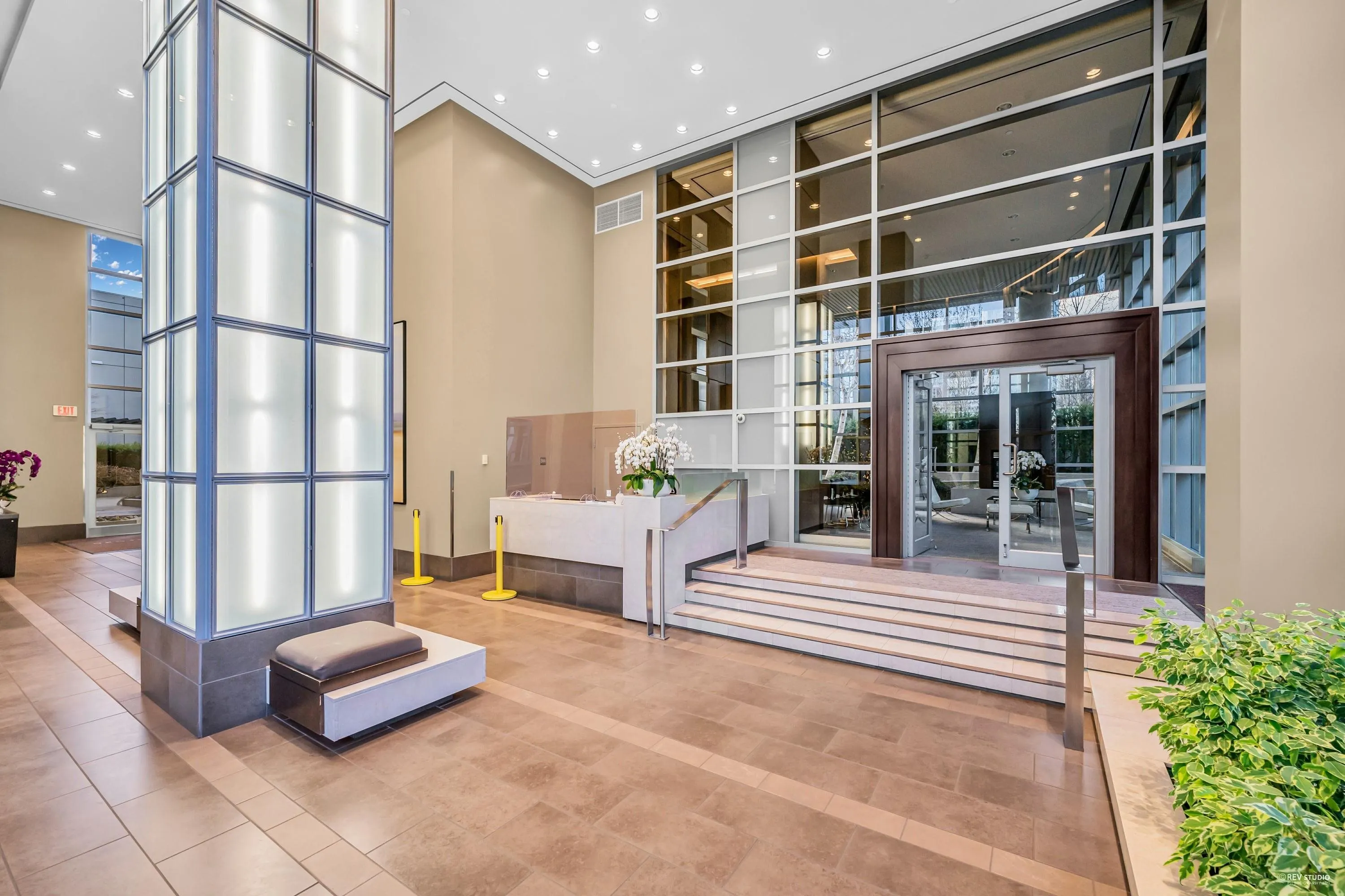 2802 1483 Homer Street