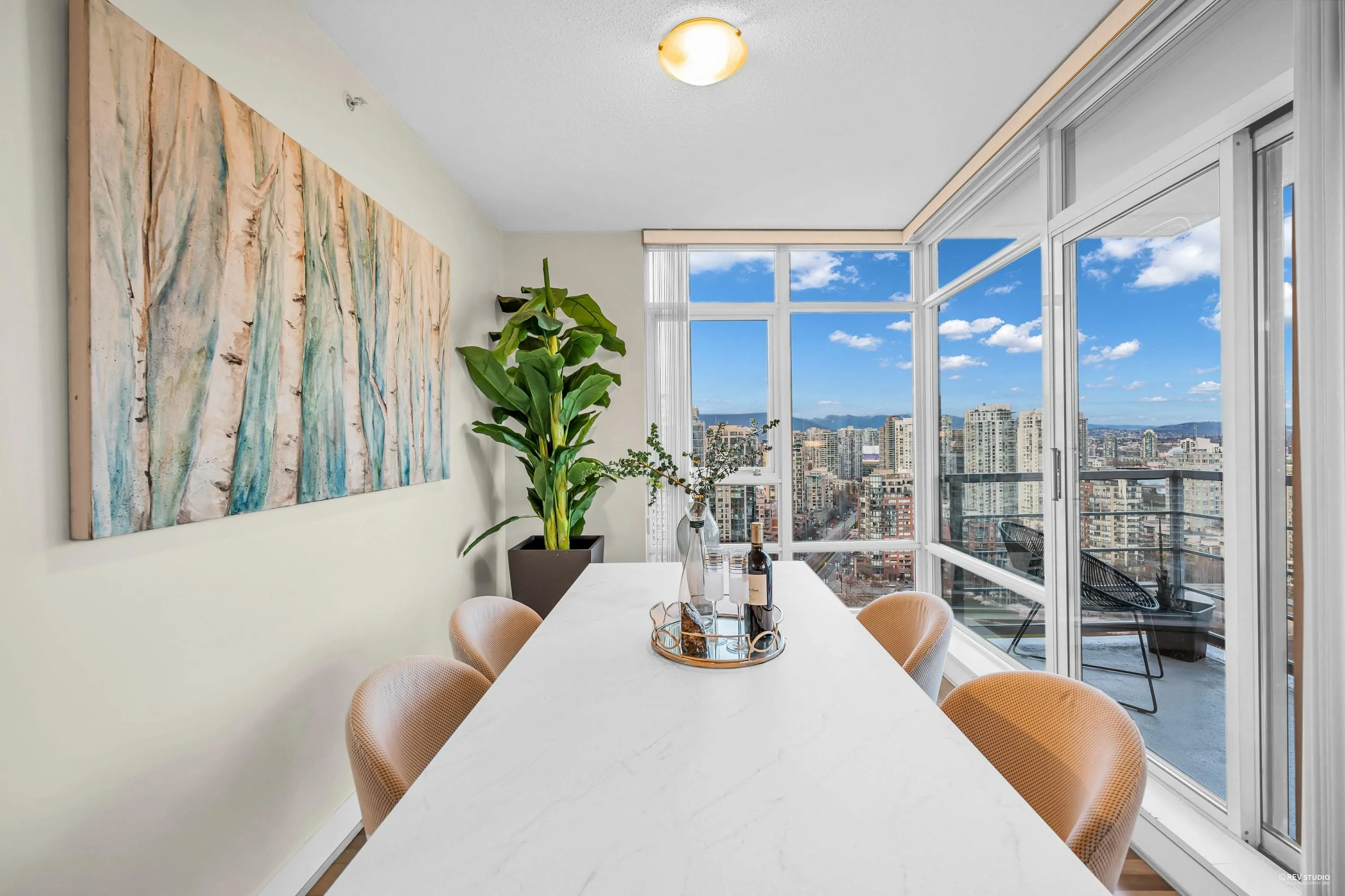 2802 1483 Homer Street