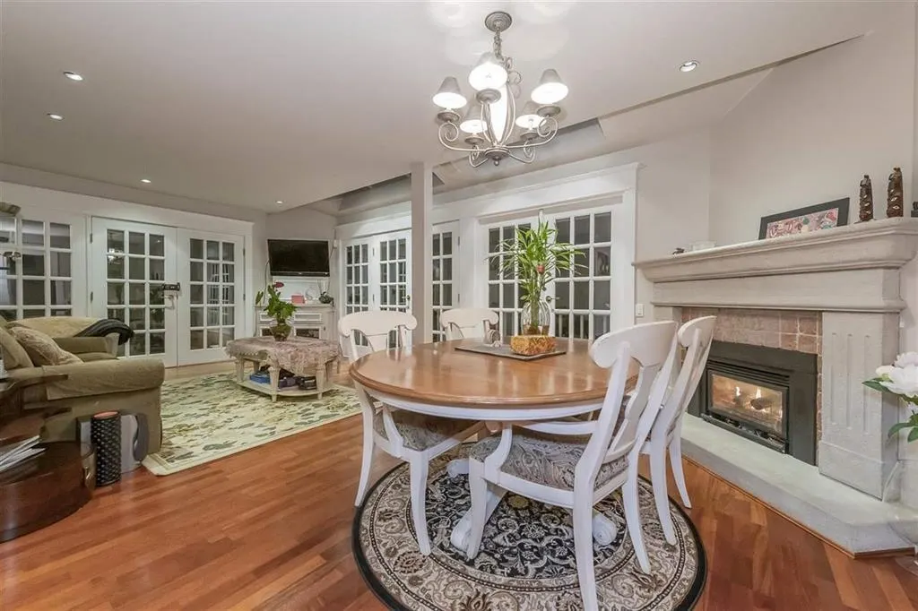 4XXX Beverly Crescent