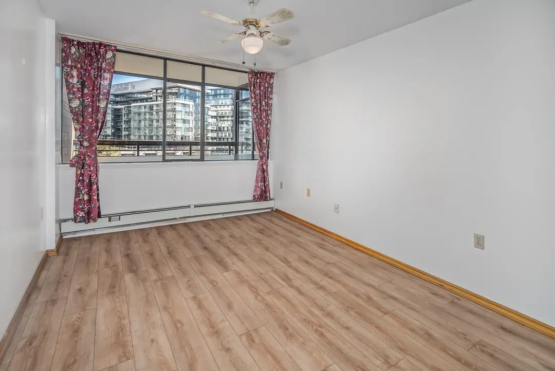 701 6631 Minoru Boulevard