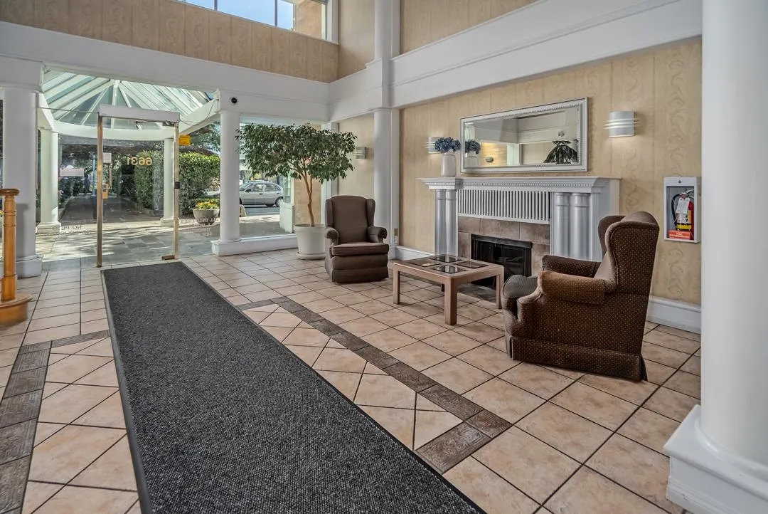 701 6631 Minoru Boulevard