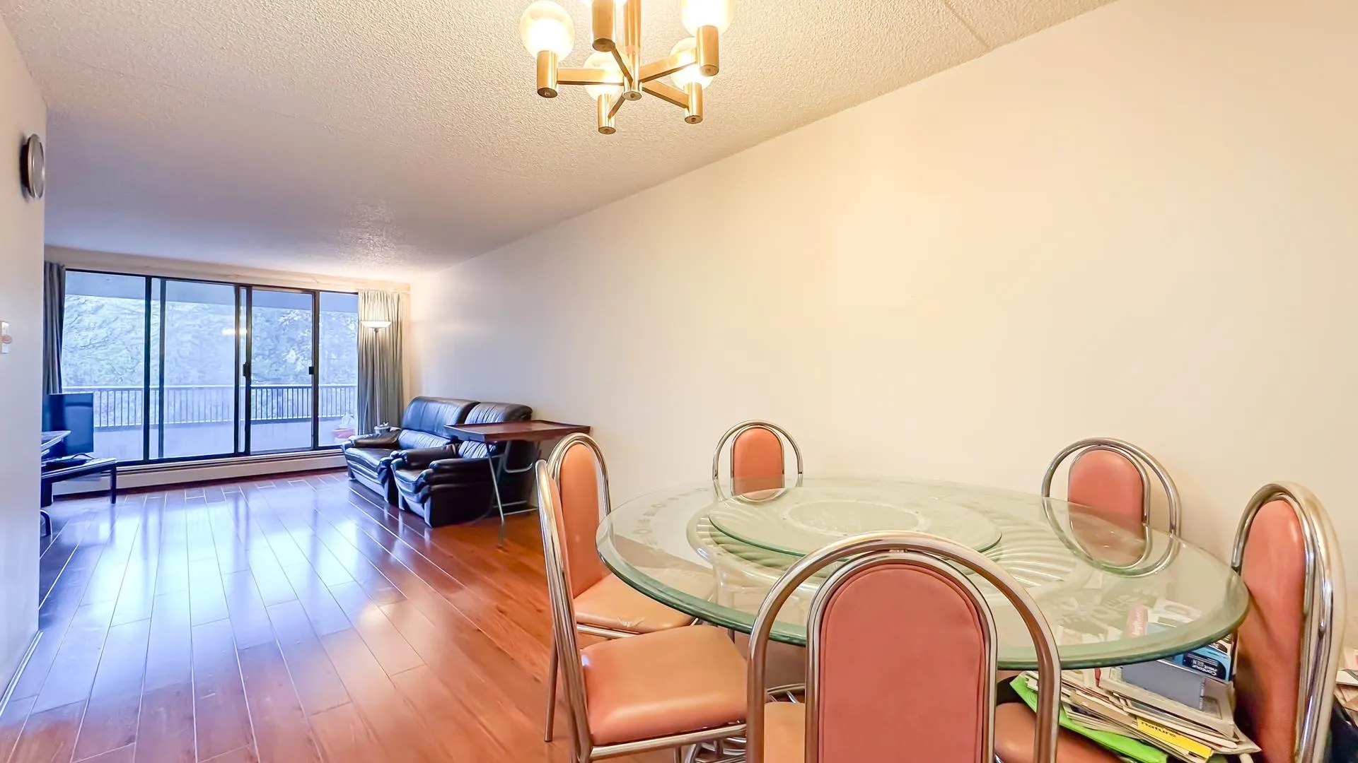 502 6595 Willingdon Avenue