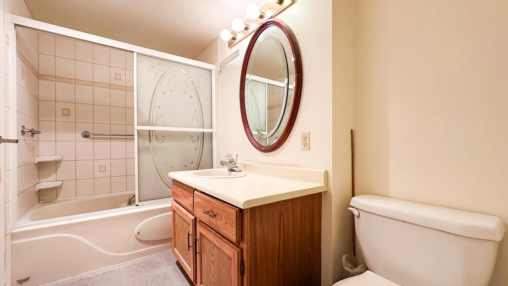 502 6595 Willingdon Avenue