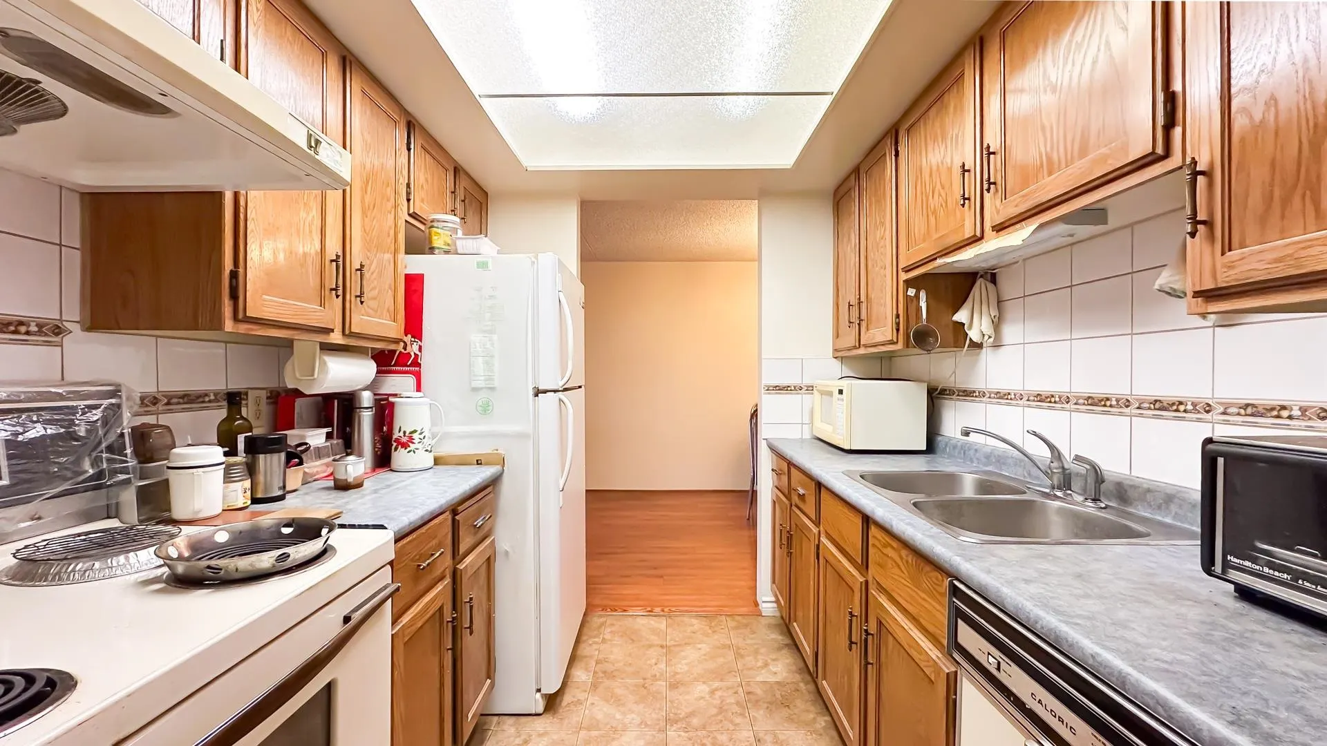 502 6595 Willingdon Avenue