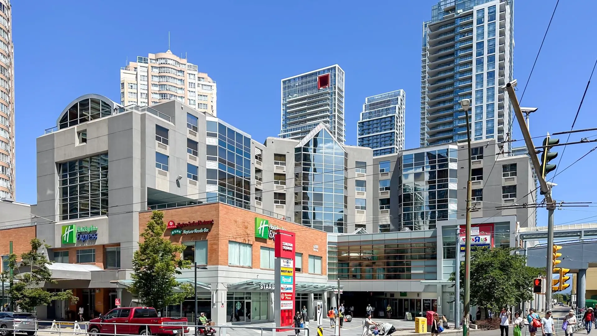 502 6595 Willingdon Avenue