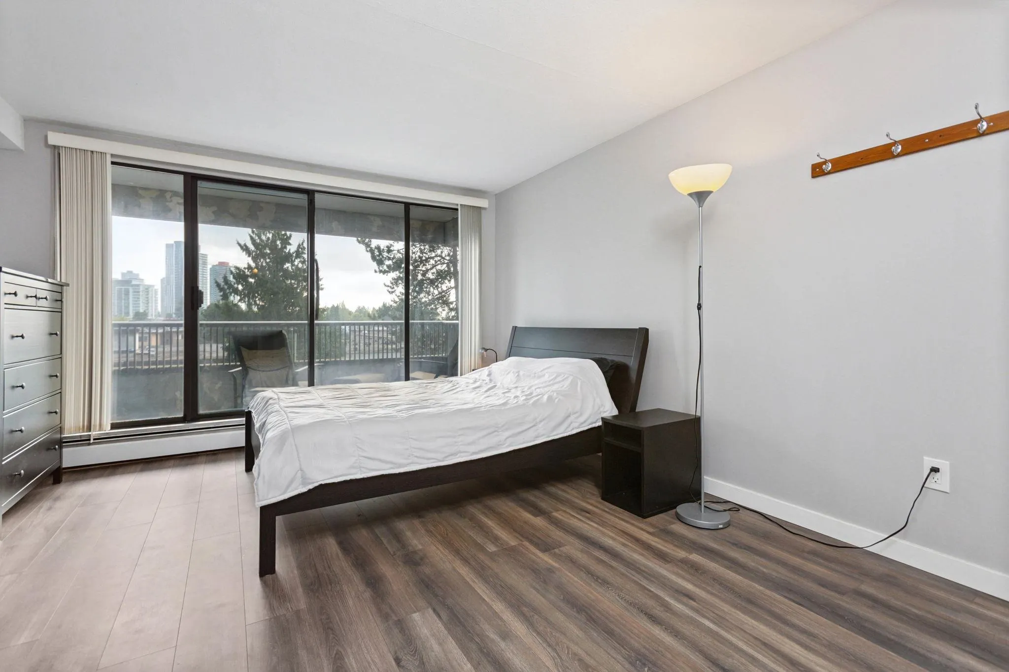 505 6595 Willingdon Avenue