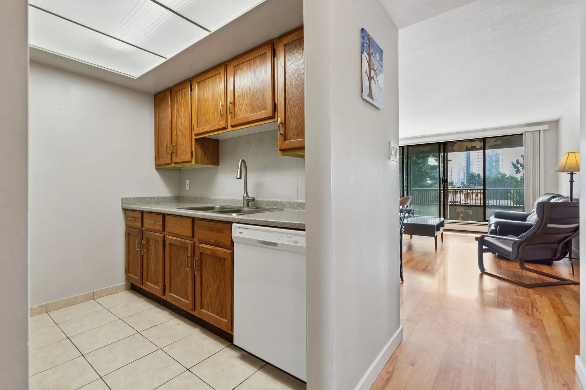 505 6595 Willingdon Avenue