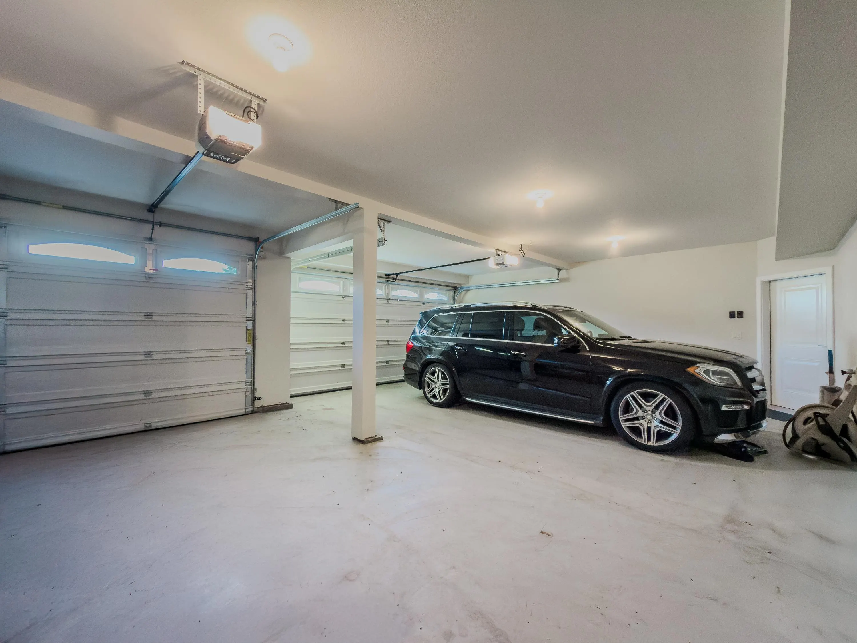 3503 Hadley Wood
