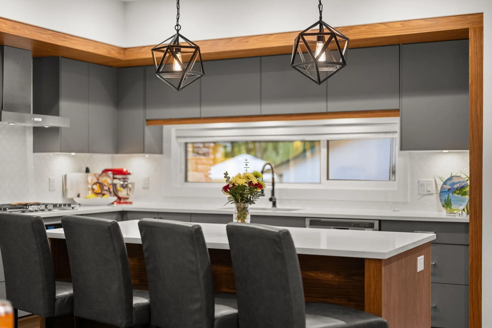 22 33209 Cherry Avenue