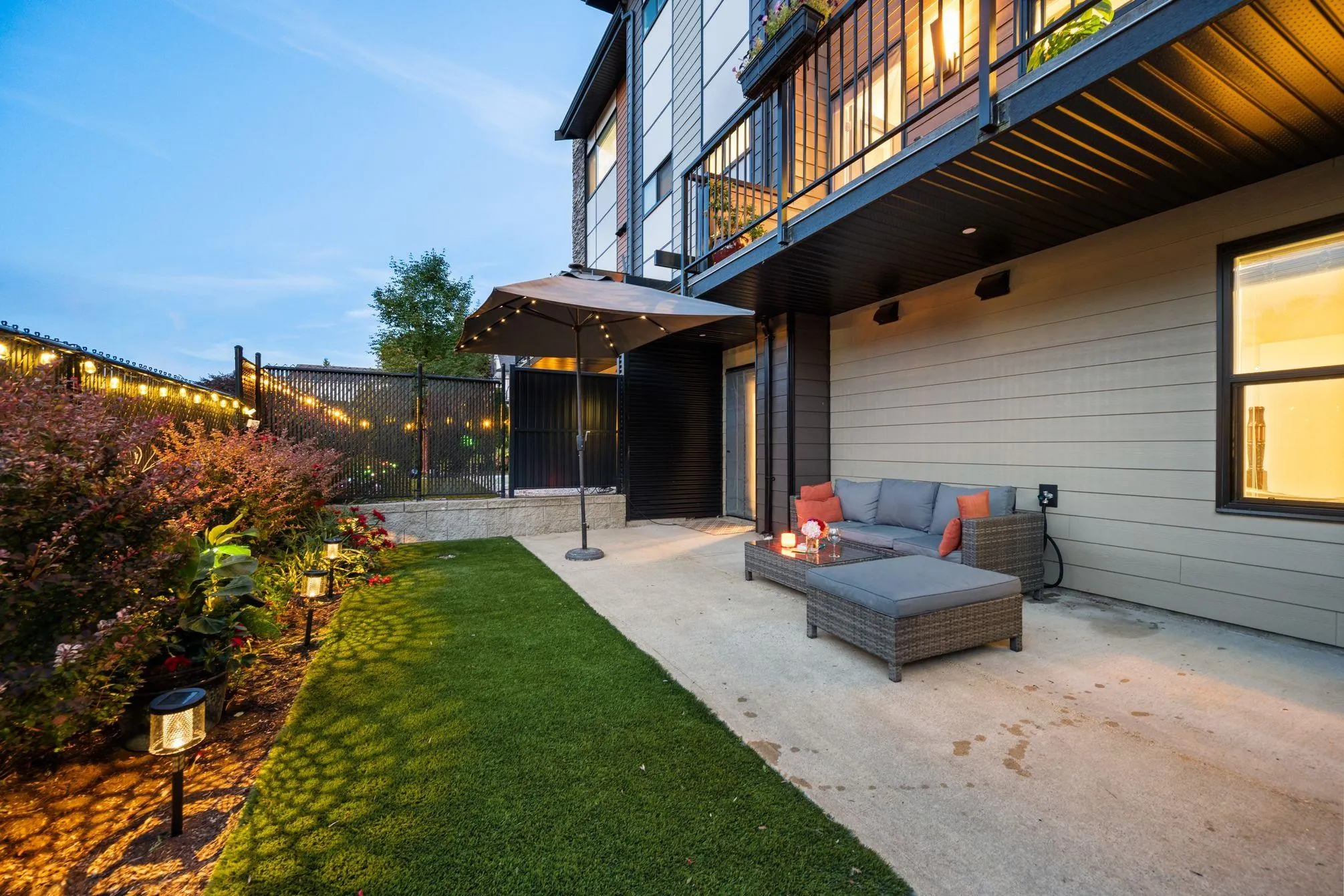 22 33209 Cherry Avenue