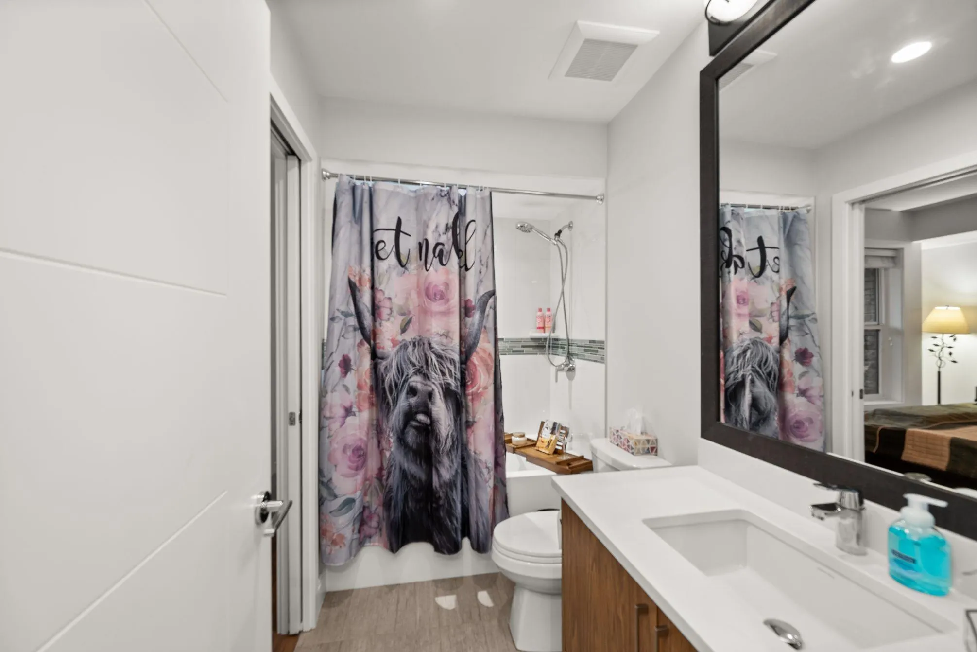 22 33209 Cherry Avenue