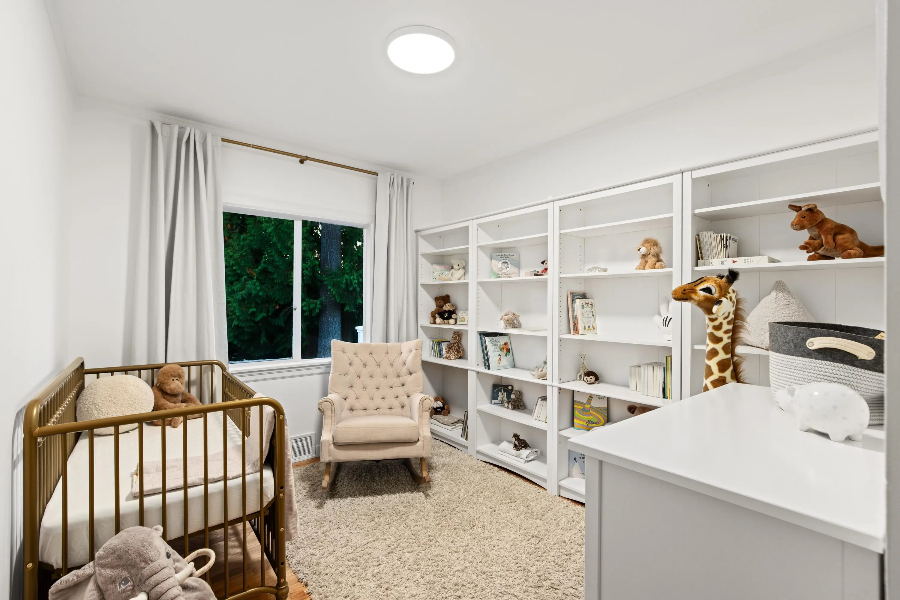 4123 Virginia Crescent