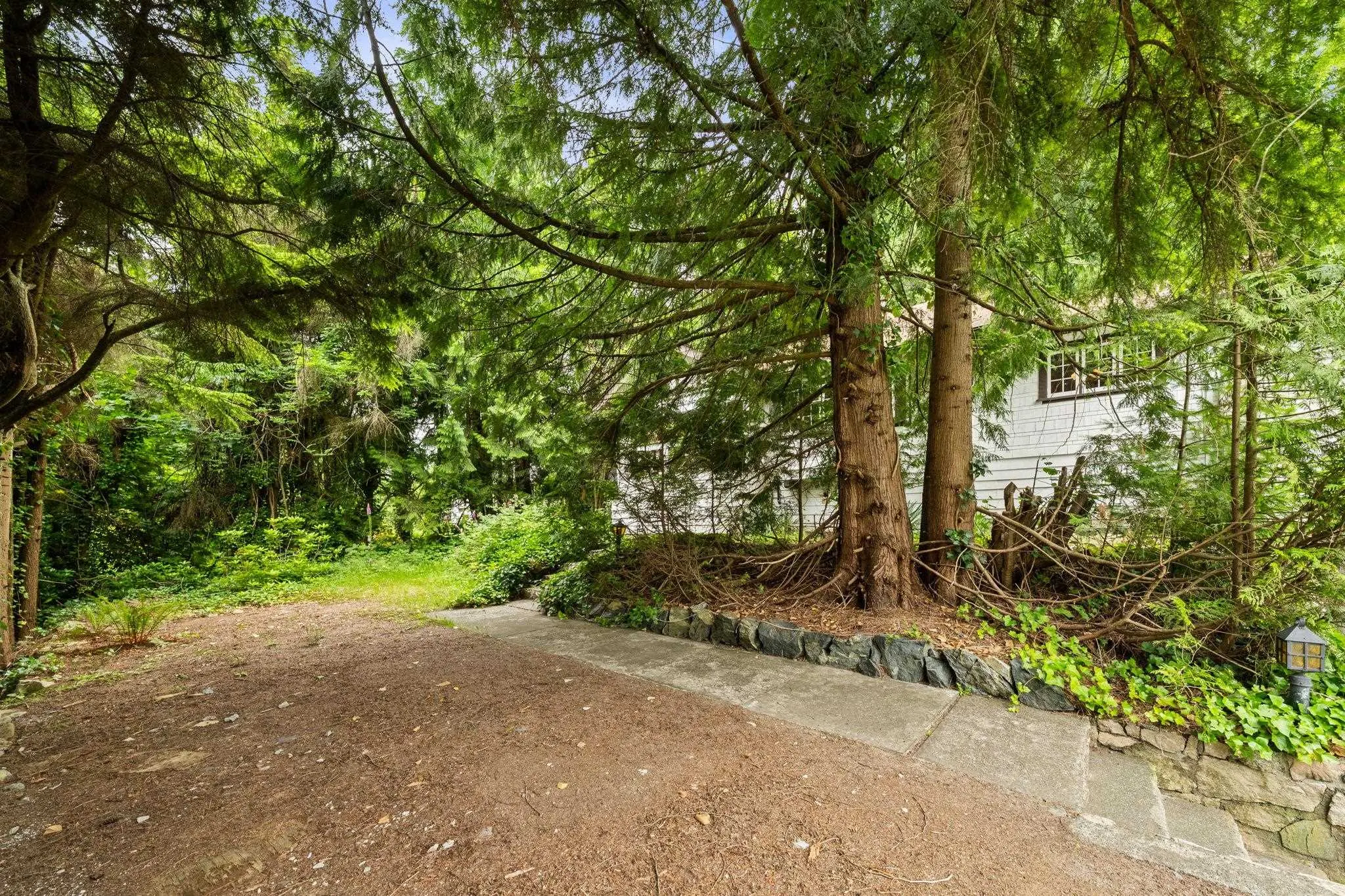 338 E Osborne Road
